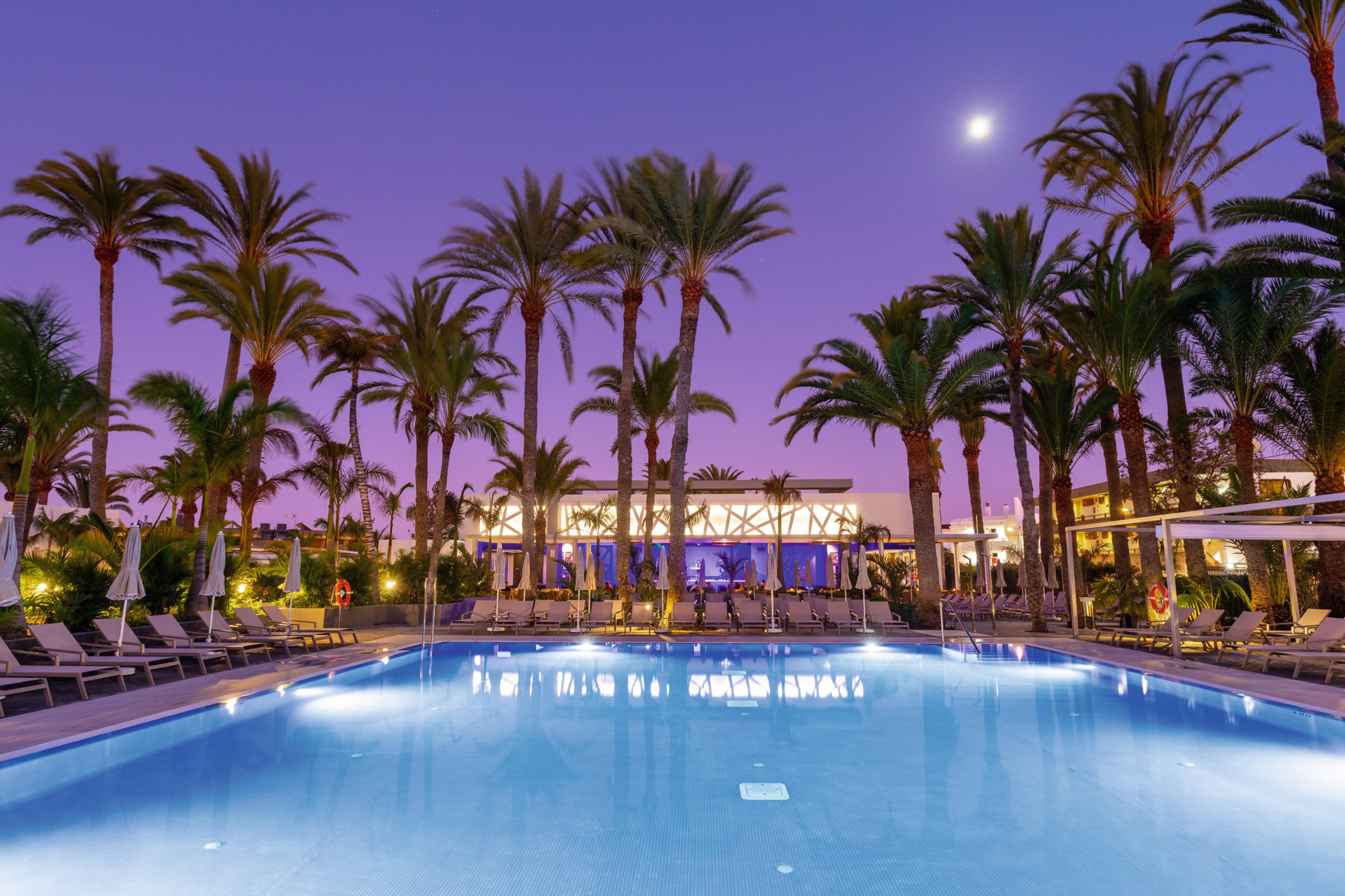 Riu Palace Palmeras 普拉亚戴尔雷安格莱斯 外观 照片